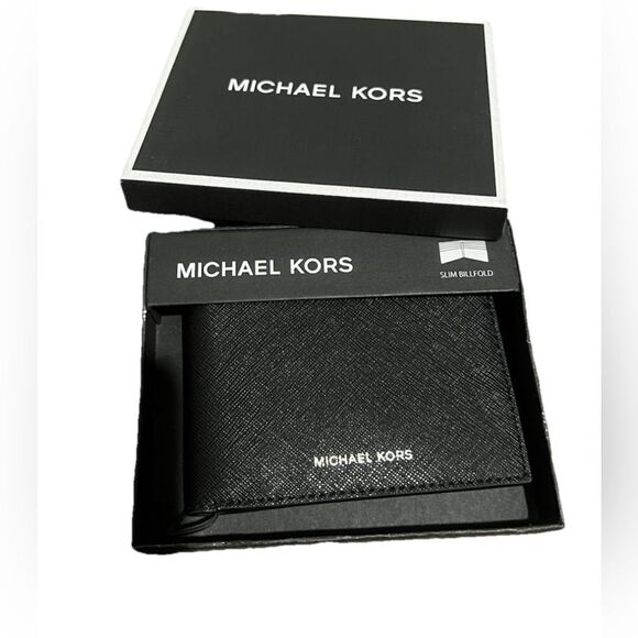Michael Kors Black Slim Billfold Wallet - Picture 1 of 8